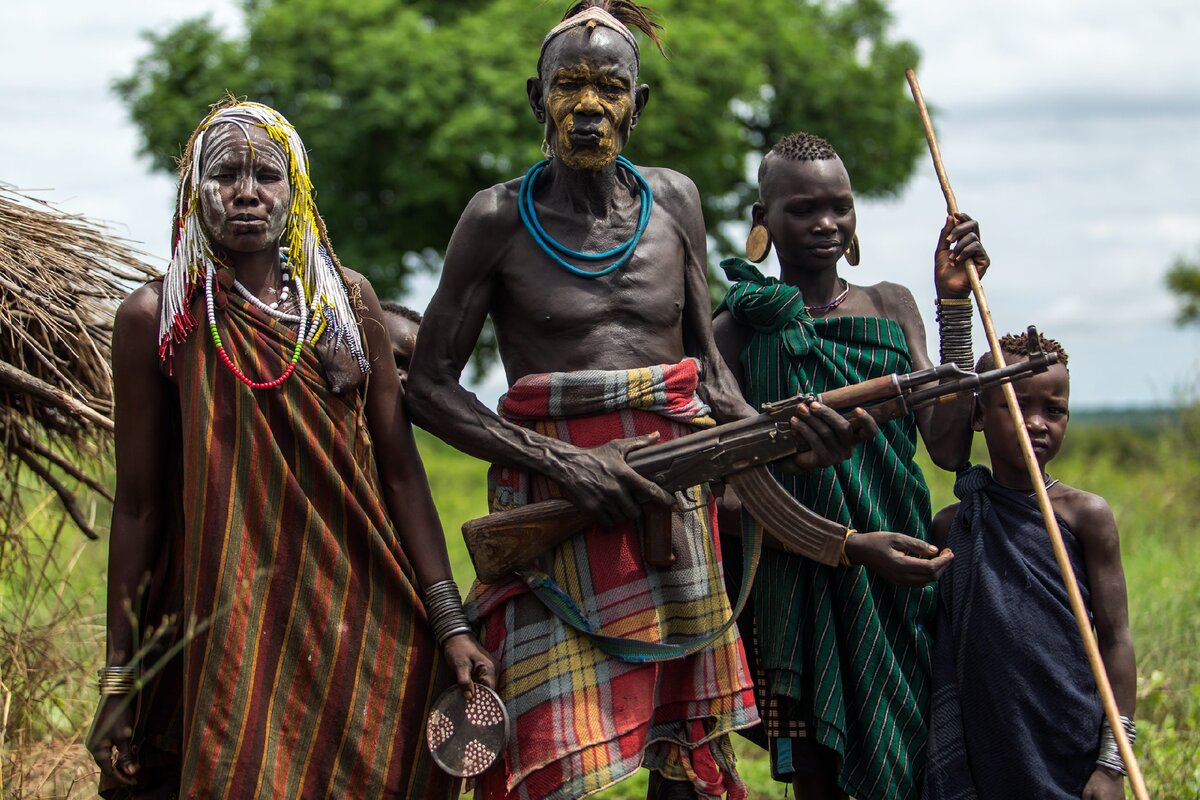10 самых диких племен амазонки и африки